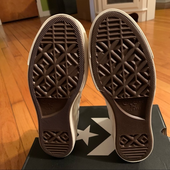 NWT Converse High Top Platform Sneakers Last pair ๐ - Picture 7 of 9